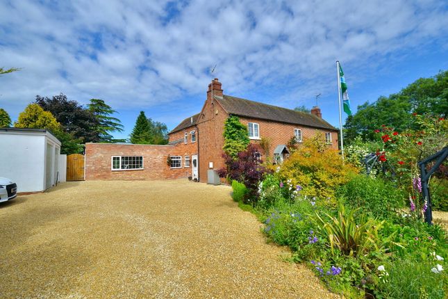 Thumbnail Semi-detached house for sale in Primrose Cottage, Alcester Road, Harvington