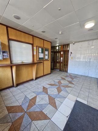 Flat for sale in The Quarterdeck, London