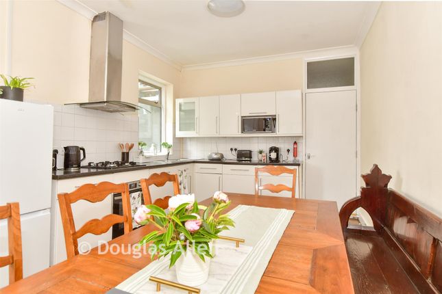 97, Harold Road, London photo 4