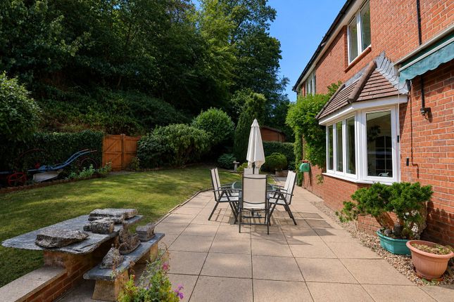 22, Rowe Close, Devon photo 3