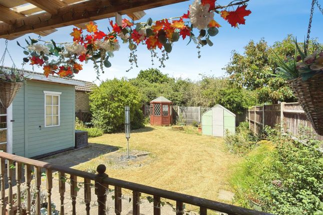 17, Smiths Walk, Lowestoft photo 2