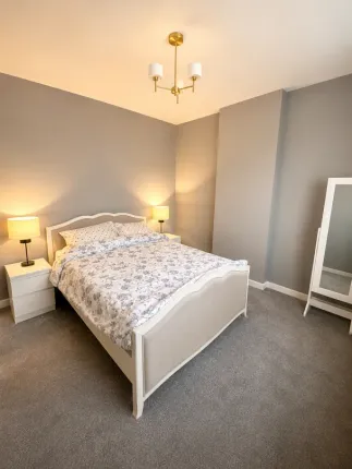 Birkdale Avenue, Romford photo 5