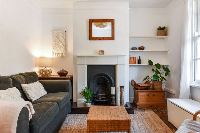 26 Washington Street, Chichester photo 4