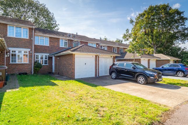 Thumbnail Terraced house for sale in Bawtree Close, Sutton