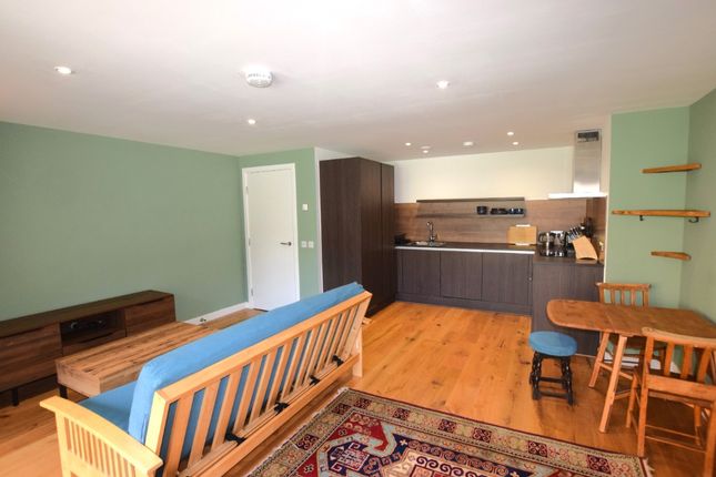 Thumbnail Flat to rent in Hughes Close, Canonmills, Edinburgh