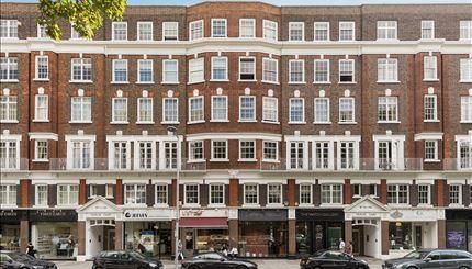 Flat to rent in Pelham Court, Fulham Road, Chelsea, London
