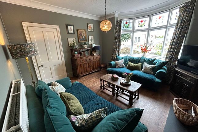 38, Kensington Avenue, Colwyn Bay photo 3
