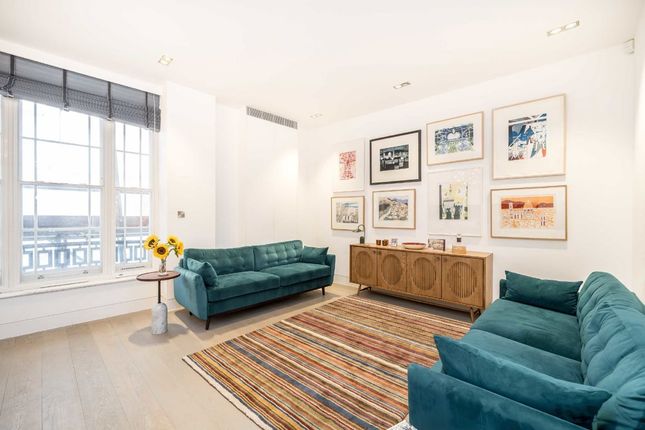 Flat 3, 8, Warwick Court, London photo 2