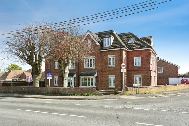 1-bed flat on Flat 9, Copper Beeches House, 72, Lower Northam Road, Southampton, £110,000