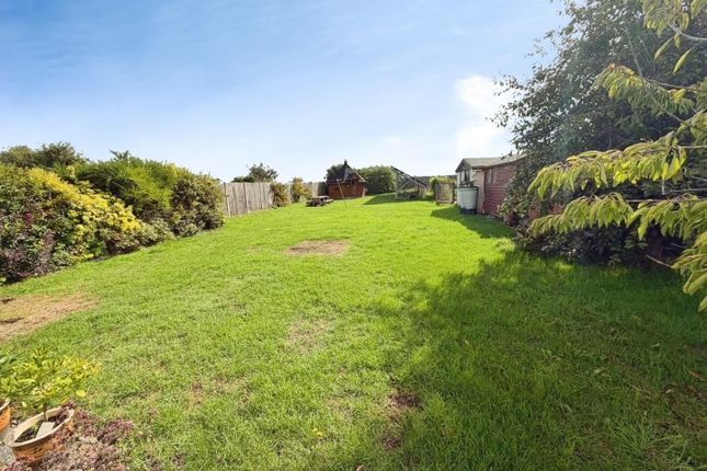 39, Wilton Road, Feltwell photo 2