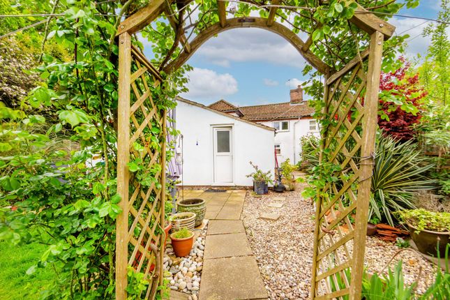 Cottage for sale in Dereham Road, Mattishall