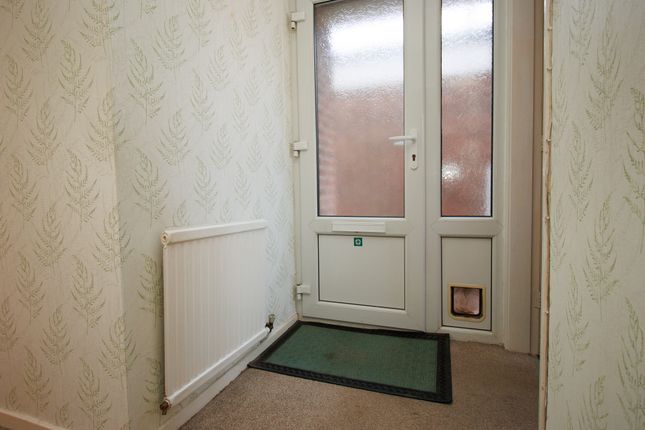 2, Watson Close, Hunmanby photo 3