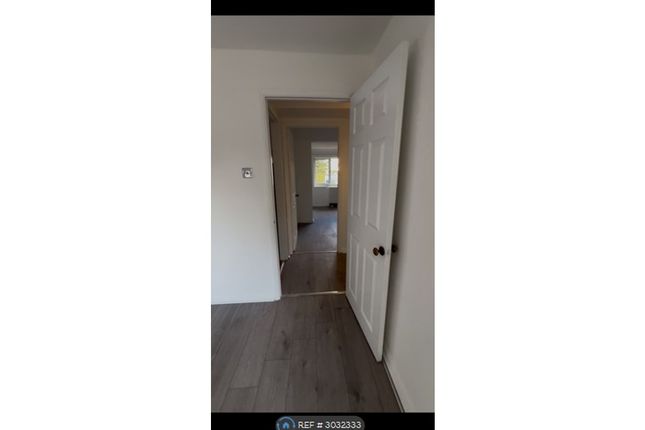 Calbroke Court, Calbroke Road, Slough photo 5