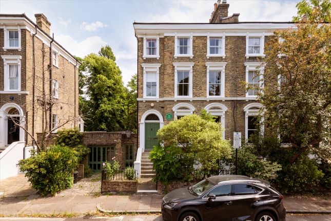 Thumbnail Semi-detached house for sale in Alwyne Road, London
