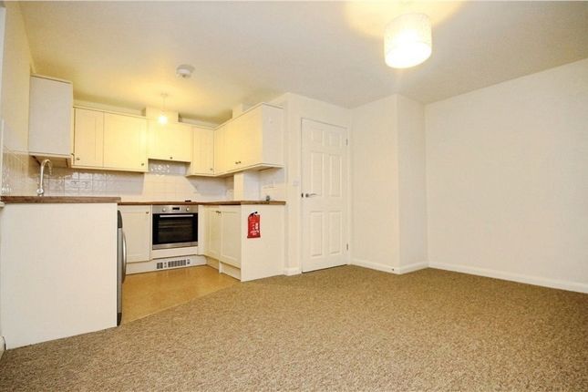 Flat 1, Pembroke Court,, Victoria Street, Egham photo 3