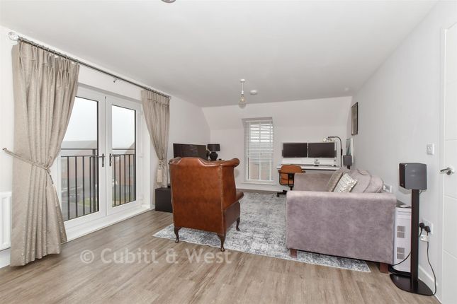 Orion Apartments, William Belt Road, Crawley photo 3