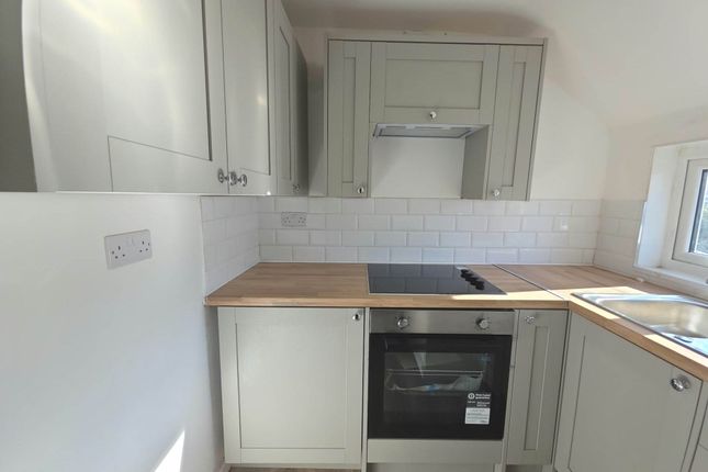 Flat 1, Wokingham Road, Reading photo 3