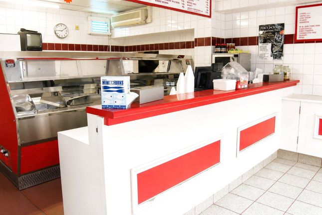 Maddy's Chippy, 25/26, St. James Place, Devon photo 4