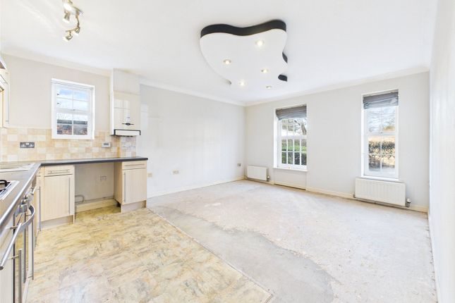 Richmond House, 4, Pillowell Drive, Gloucestershire photo 2