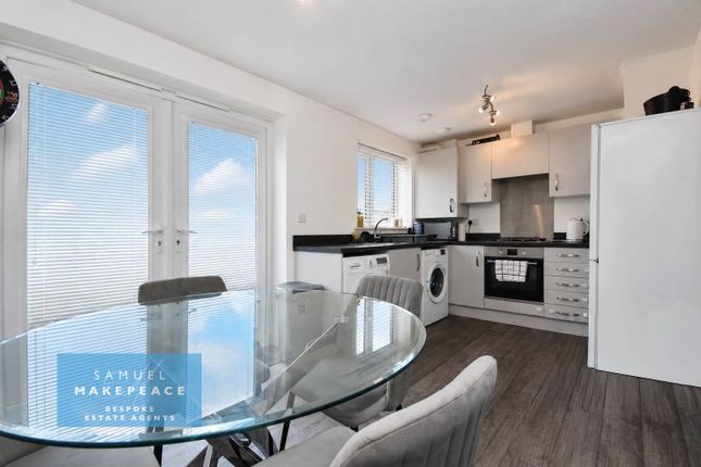 32, Linnet Close, Newcastle photo 4
