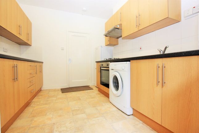 Thumbnail Flat to rent in Burnham Court, Brent Street, Hendon