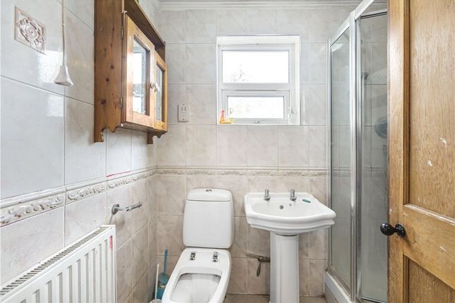 End terrace house for sale in Beatty Road, London