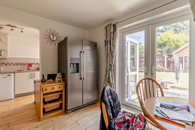 3, Fairview, Potters Bar photo 4