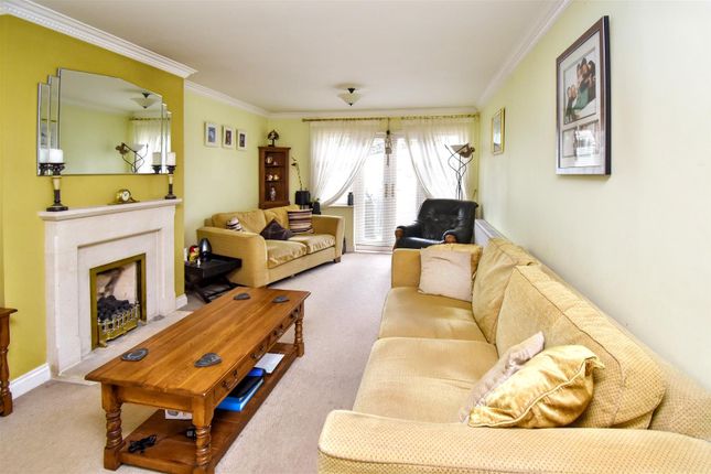 27, Church View, Weldon photo 4
