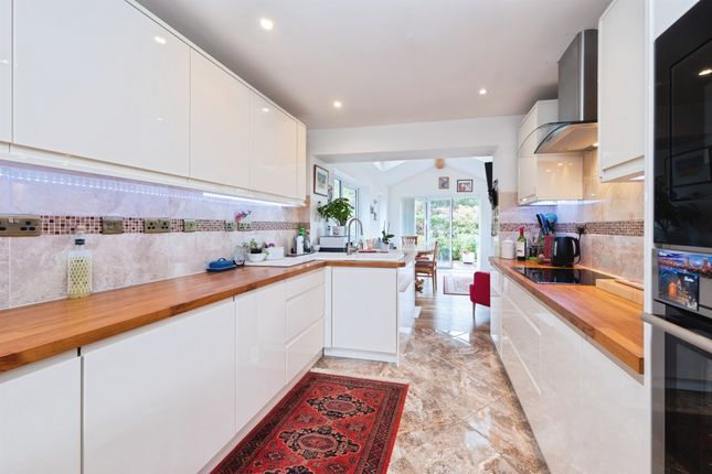 9, Wappenham Road, Brackley photo 3