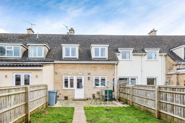 Terraced house for sale in Abingdon Road, Standlake, Witney