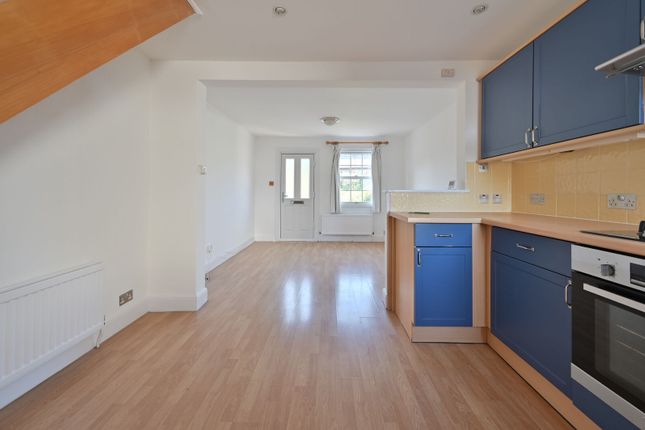 Grove Cottages, Bushey photo 3
