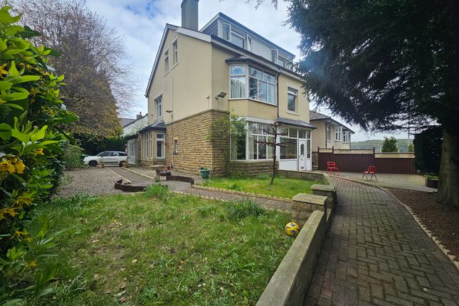 5-bed house on 14, Emm Lane , £375,000