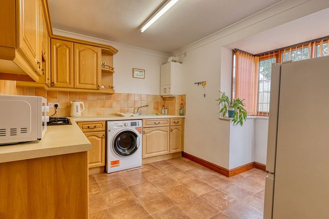 24, Burgon Crescent, Scunthorpe photo 4