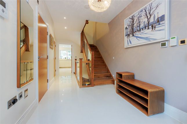 2, Wootton Close, Hertfordshire photo 3