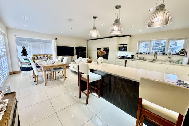 Pen Lon, 4 Llys Madryn, Lon Uchaf, Morfa Nefyn photo 3
