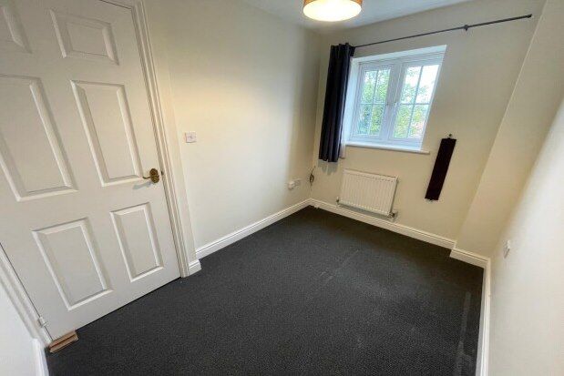 Town house to rent in Sainte Foy Avenue, Lichfield