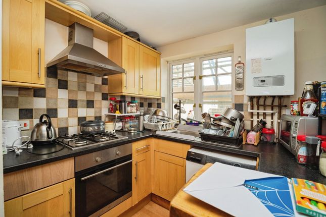 Flat 5, 8A,, Glendinning Avenue, Dorset photo 4