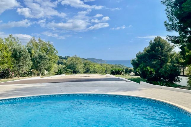 Villa for sale in La Ciotat, Provence Coast (Cassis To Cavalaire), Provence - Var