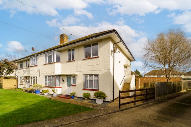 Maisonette for sale in Selwood Close, Stanwell, Staines