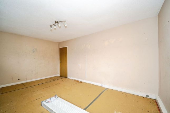 13, Waddington Place, Grimsby photo 3