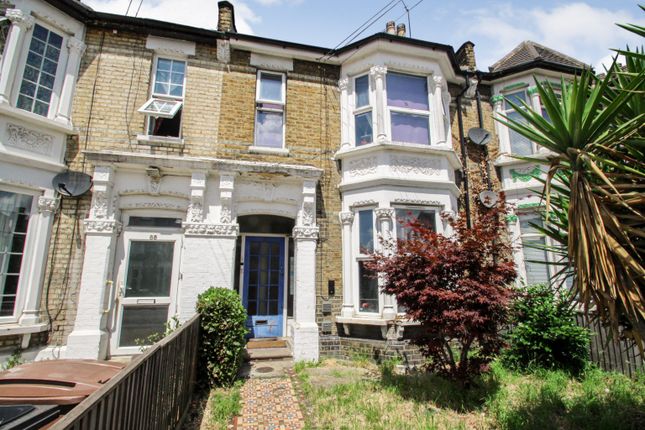 Flat for sale in Grove Green Road, Leytonstone, London