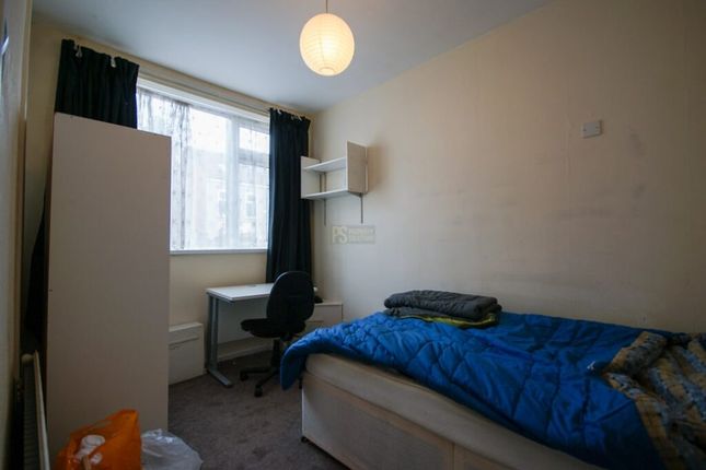 104, Hubert Road, Birmingham photo 5