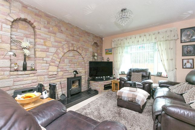 Tanlan Ffynnongroyw Holywell Flintshire CH8 4 Bedroom Bungalow For tanlan-ffynnongroyw-holywell-flintshire-ch8-4-bedroom-bungalow-for