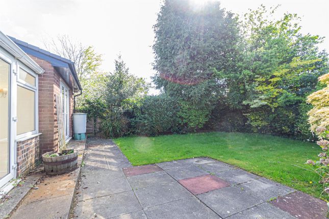 10, Fairfield Gardens, Warrington photo 5