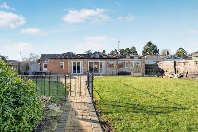 Detached bungalow for sale in Broadwell, Rugby