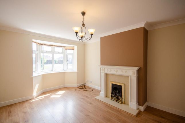 1, Birchwood Close, Hull photo 4