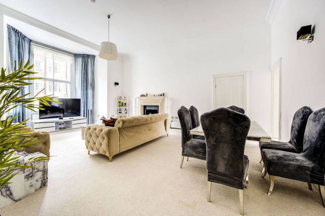 Flat to rent in Old Brompton Road, South Kensington, London