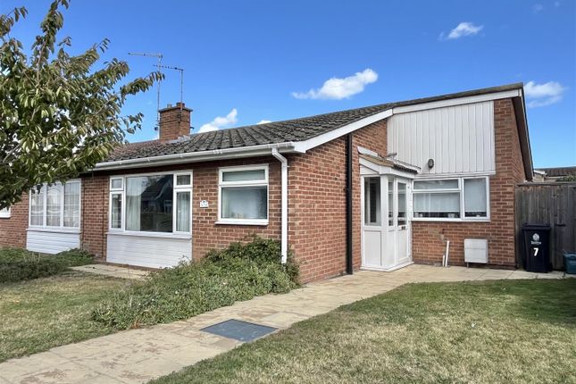 2-bed other on 7, Ospreys, Great Clacton, £225,000
