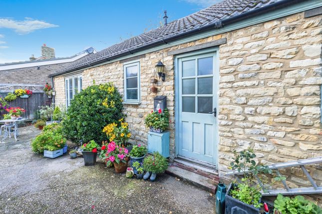 2-bed house on 4, High Street, Lincoln, £180,000