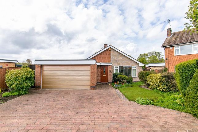 Thumbnail Detached bungalow for sale in Pinfold Crescent, Woodborough, Nottingham
